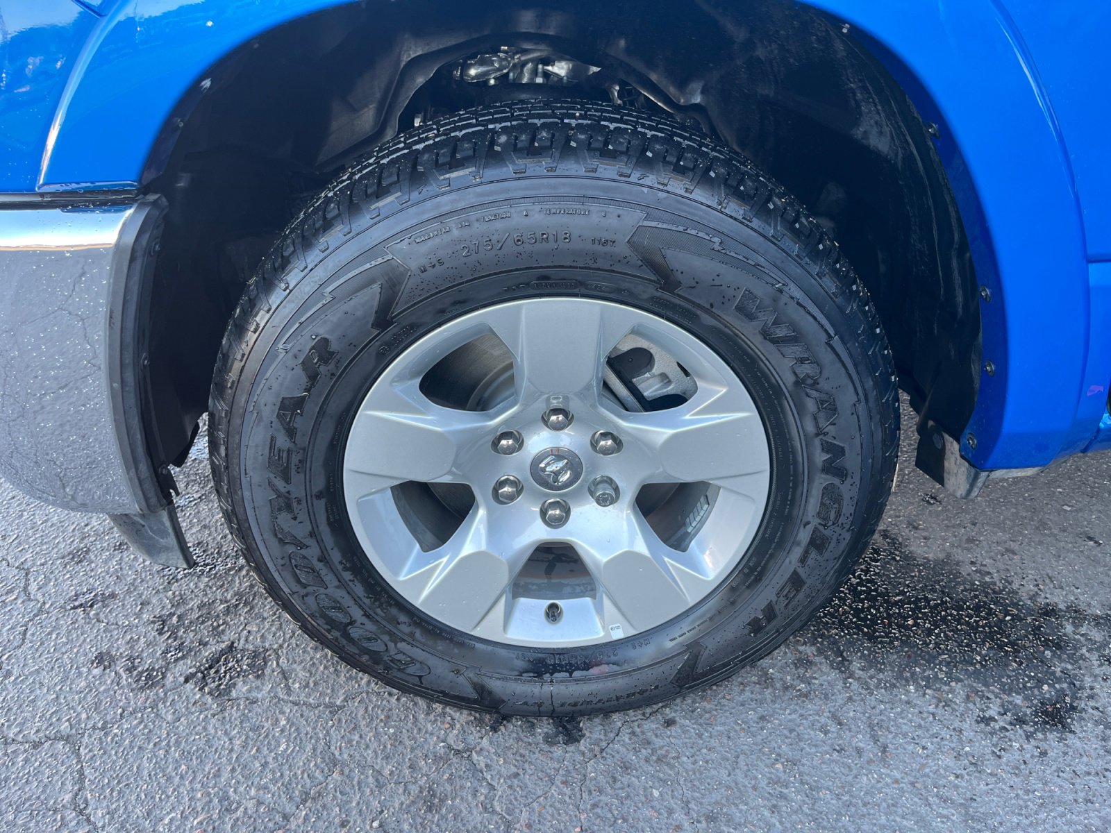 Used 2025 RAM 1500 Big Horn image 25