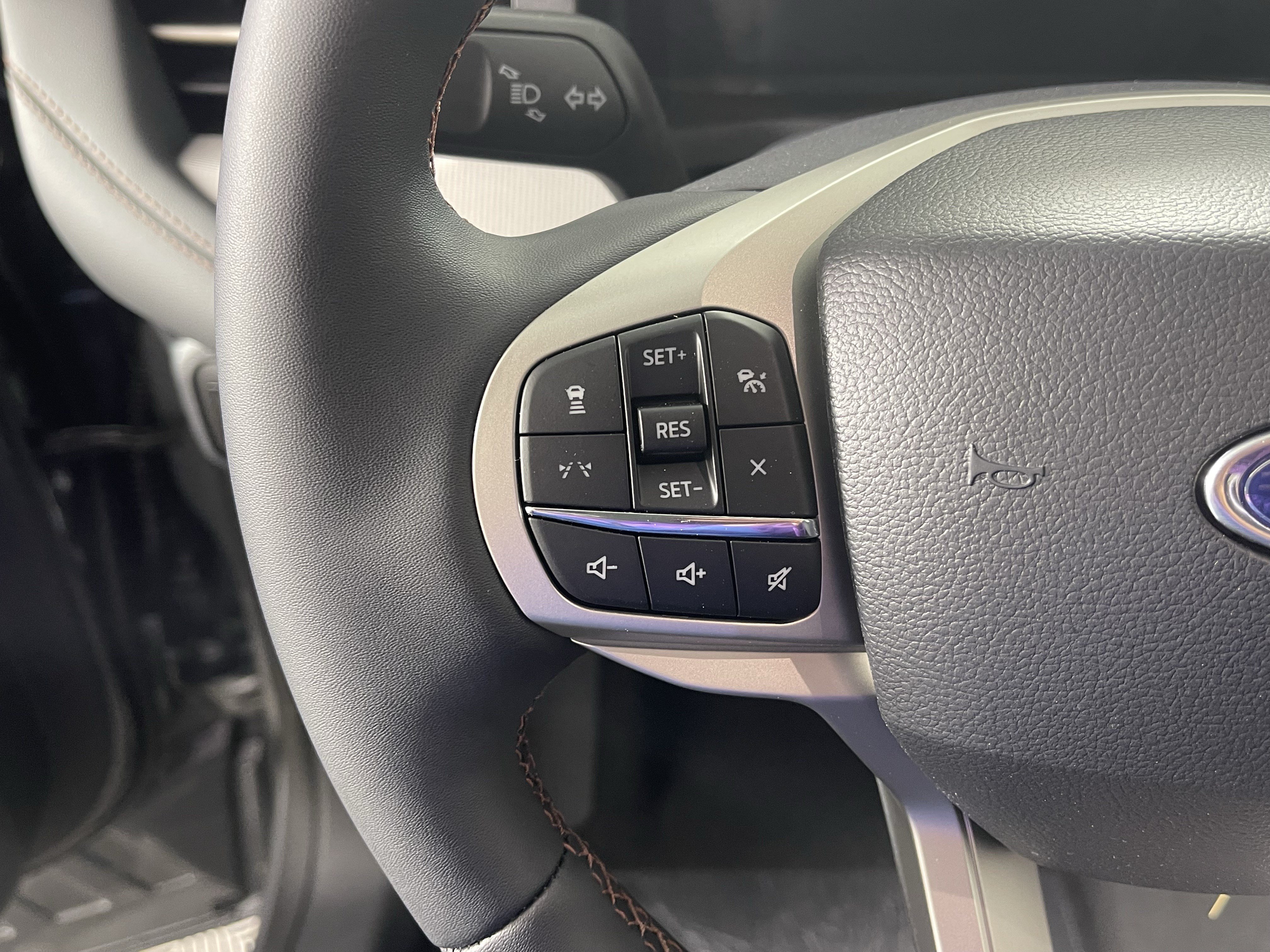 New 2026 Ford Explorer Active AWD/4WD image 20
