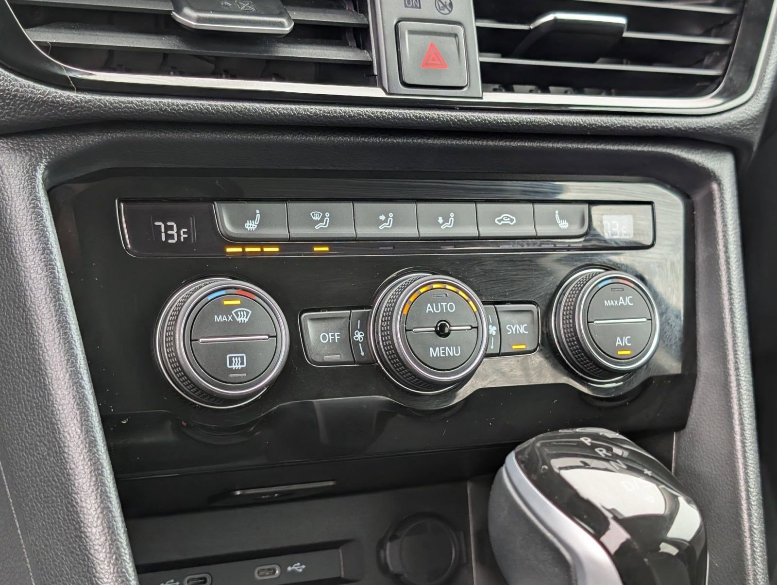 Used 2024 Volkswagen Taos SE image 19