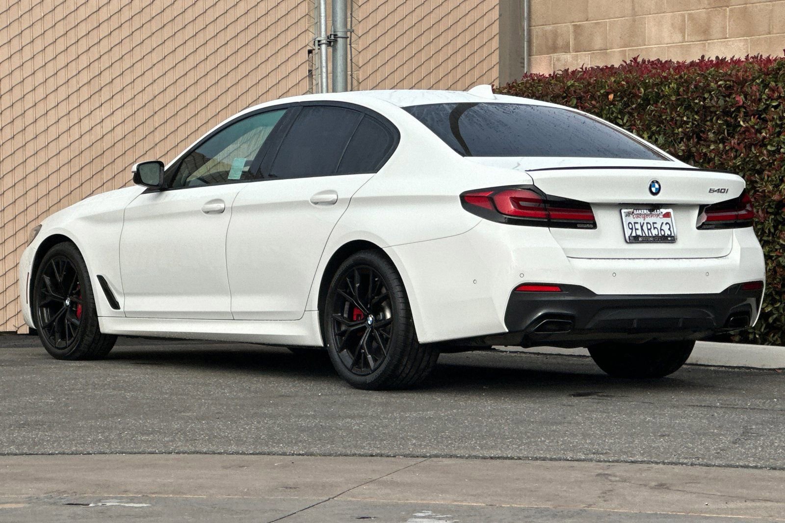 Used 2023 BMW 540i w/ M Sport Package image 6