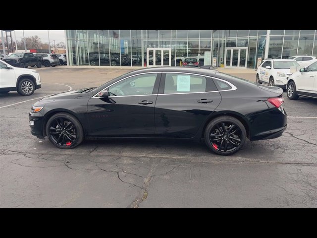 Used 2023 Chevrolet Malibu LT w/ Redline Edition image 5