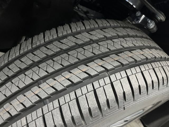 New 2025 Jeep Grand Cherokee L Overland w/ Advanced Protech Group III image 41