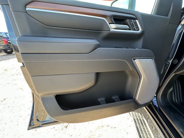 New 2026 GMC Sierra 2500 Denali w/ Denali Reserve Package image 14