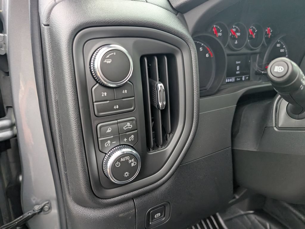 New 2026 GMC Sierra 2500 Pro w/ 1SA Pro Safety Plus Package AWD/4WD image 18