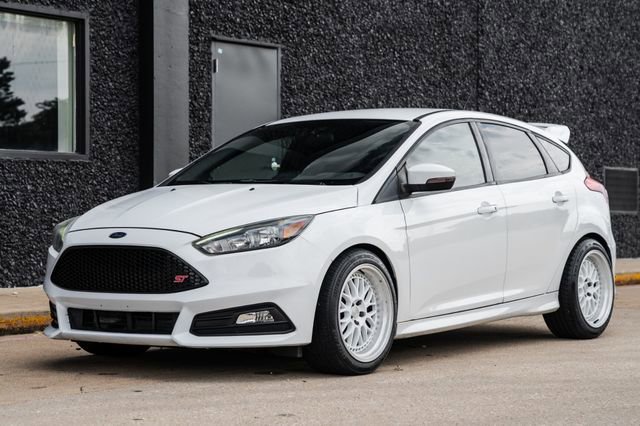 Used 2016 Ford Focus ST image 52