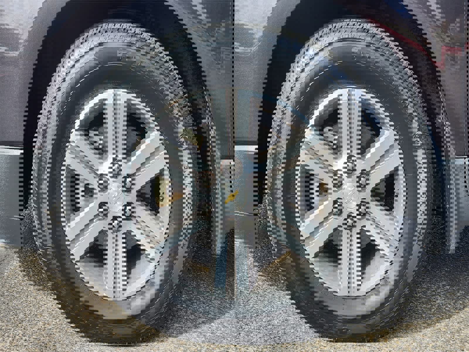 Used 2017 Chevrolet Traverse LT image 9