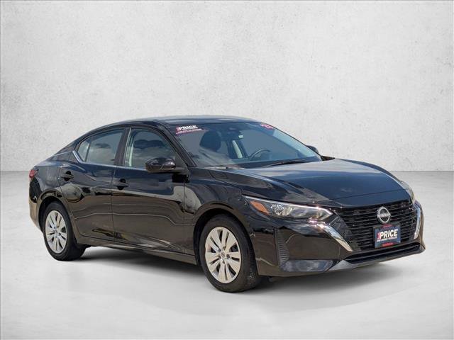 Used 2025 Nissan Sentra S image 3