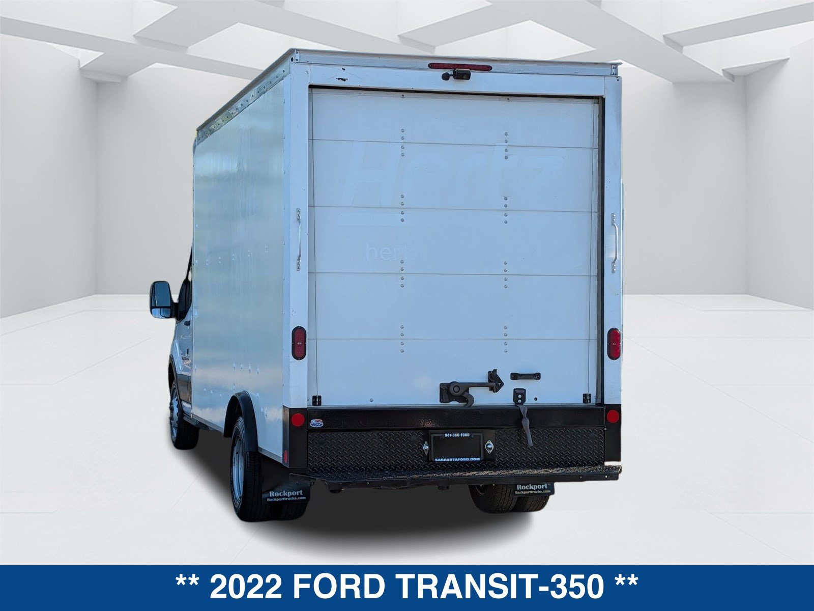 Used 2022 Ford Transit 350 DRW RWD image 6