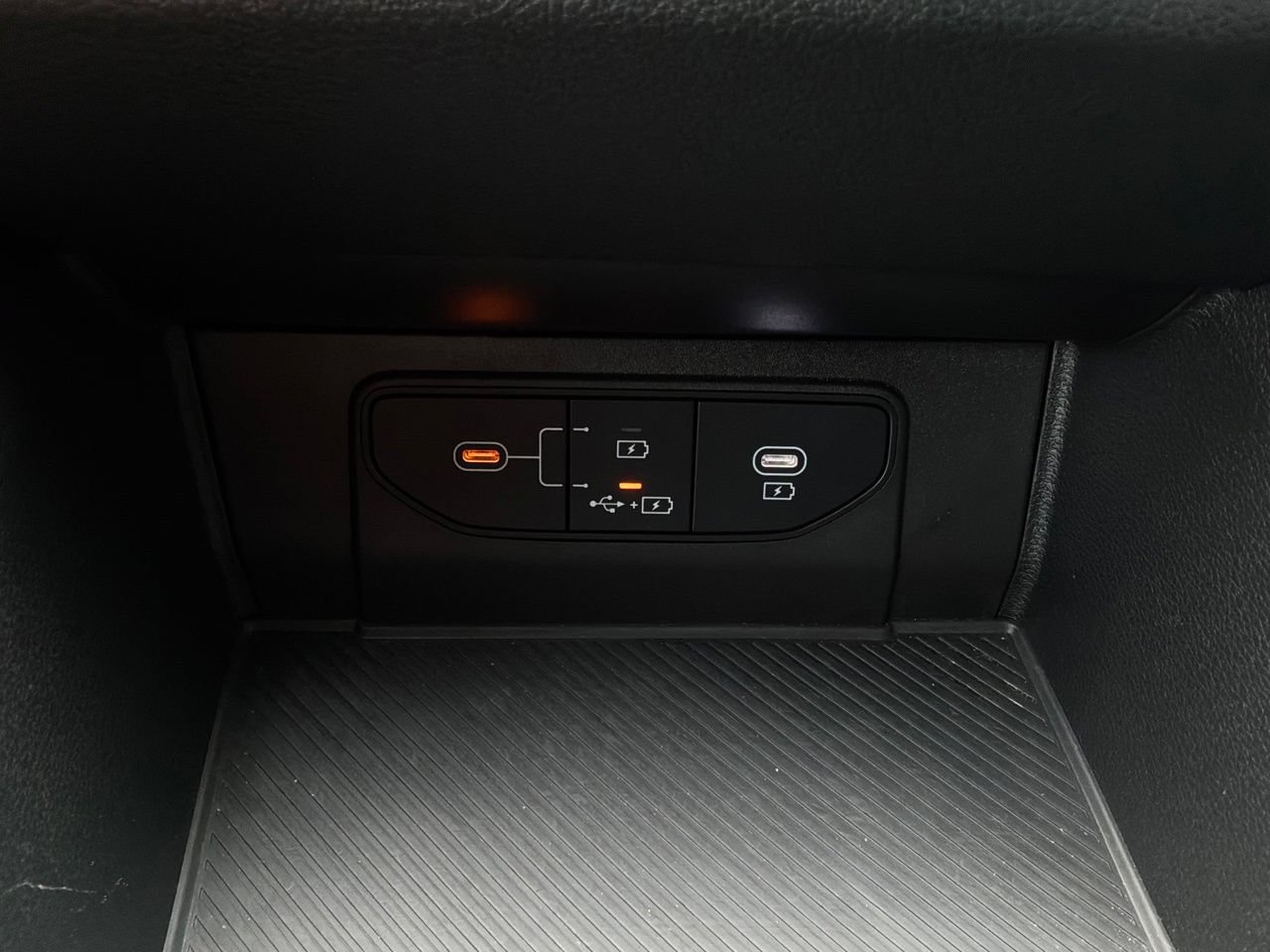 Used 2026 Kia Sportage LX FWD image 24