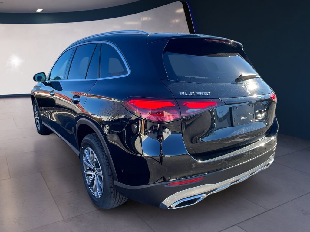 New 2026 Mercedes-Benz GLC 300 4MATIC image 2