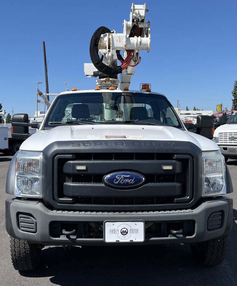 Used 2016 Ford F550 4x4 Regular Cab Super Duty image 2