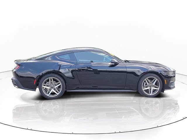 Used 2026 Ford Mustang Coupe RWD image 4