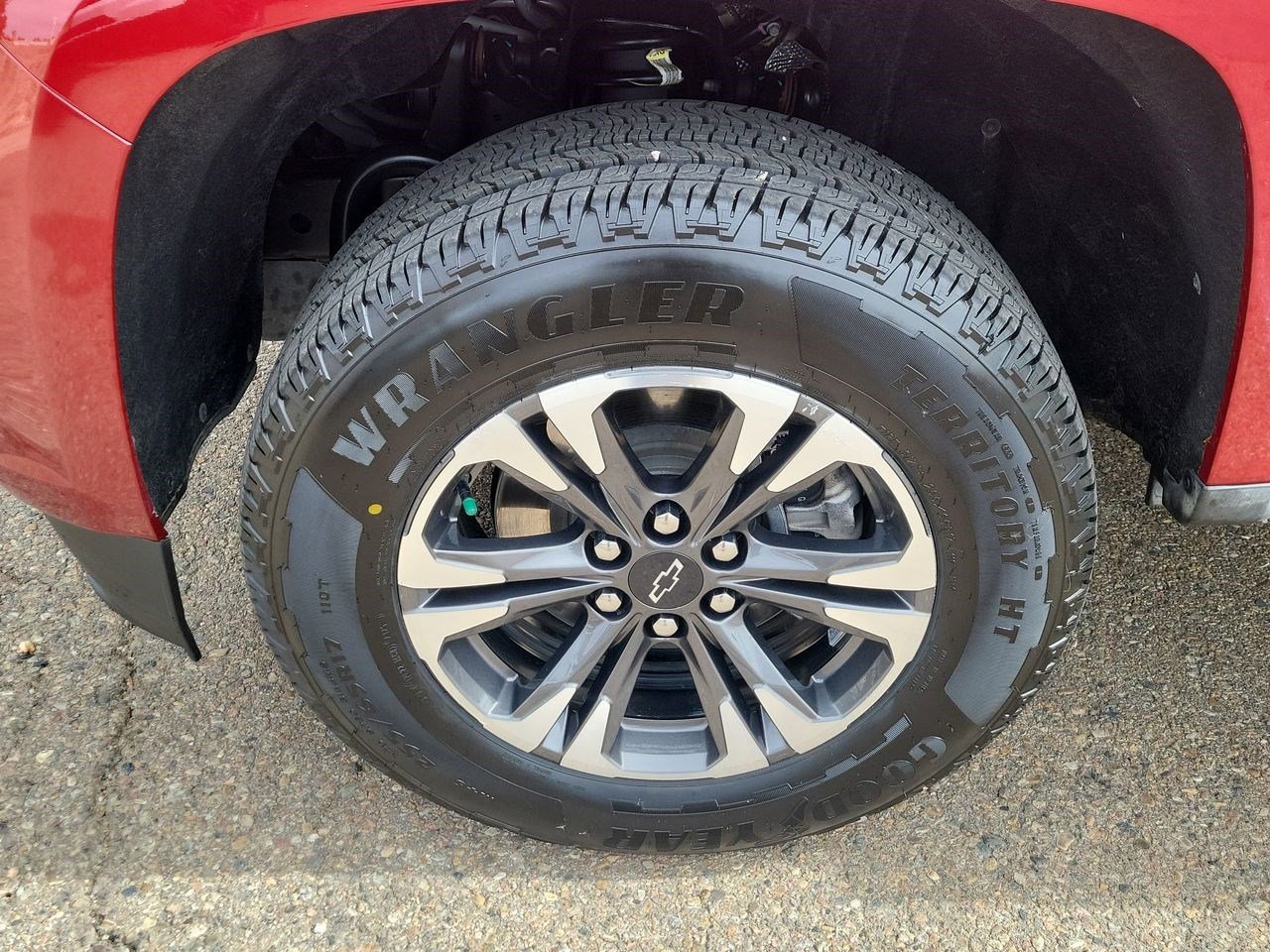 Used 2021 Chevrolet Colorado Z71 image 32