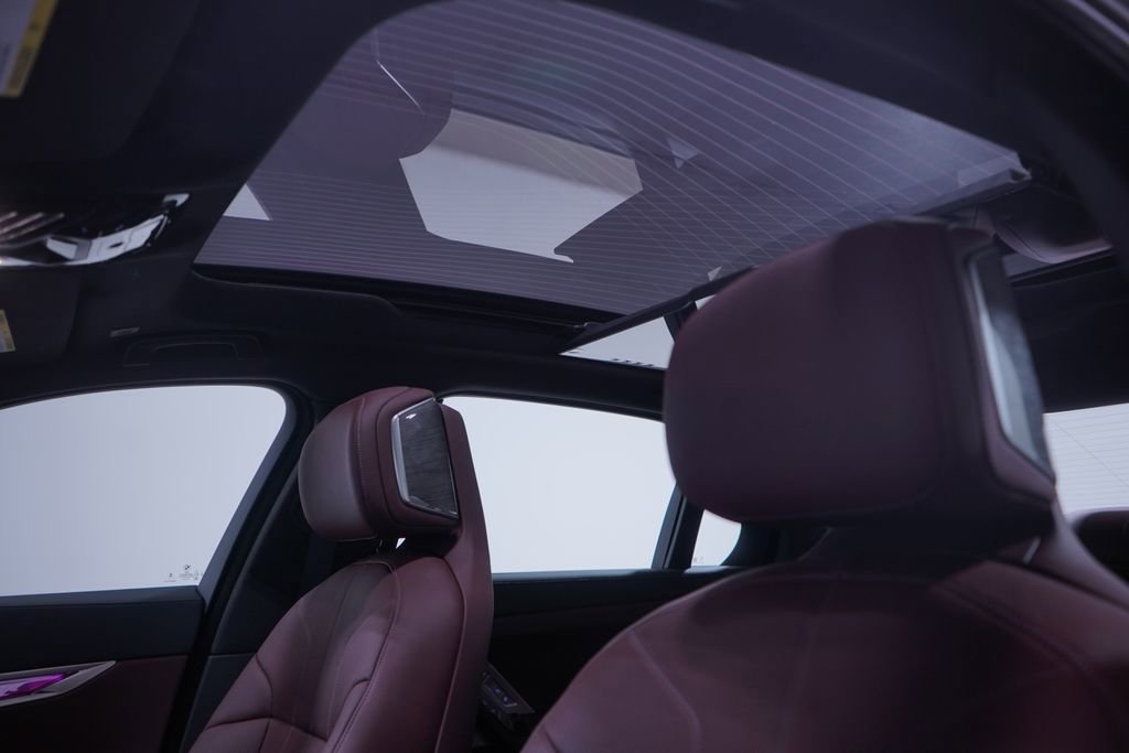 Used 2025 BMW i7 eDrive50 w/ M Sport Package image 8