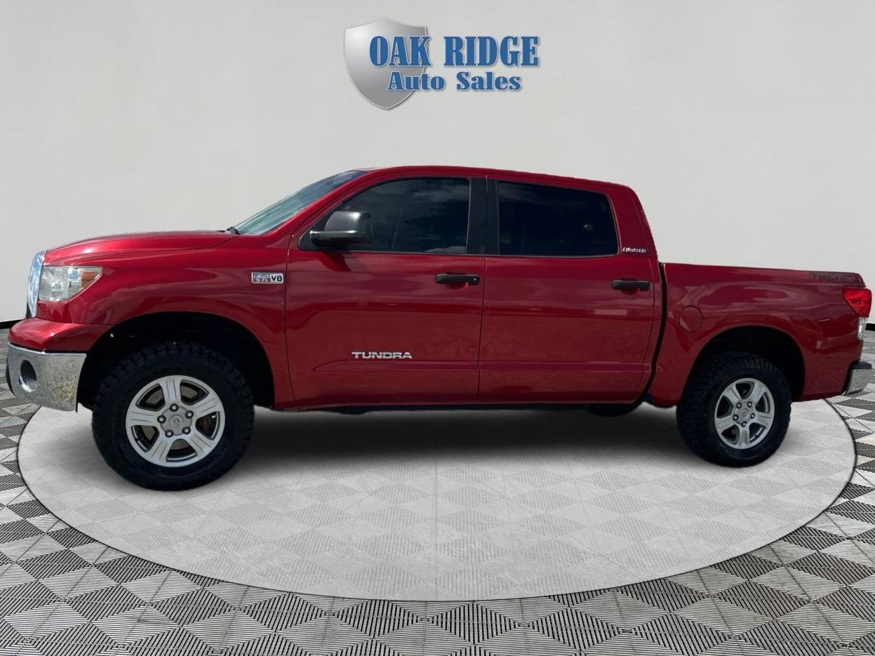 Used 2013 Toyota Tundra 2WD CrewMax w/ SR5 Pkg image 8
