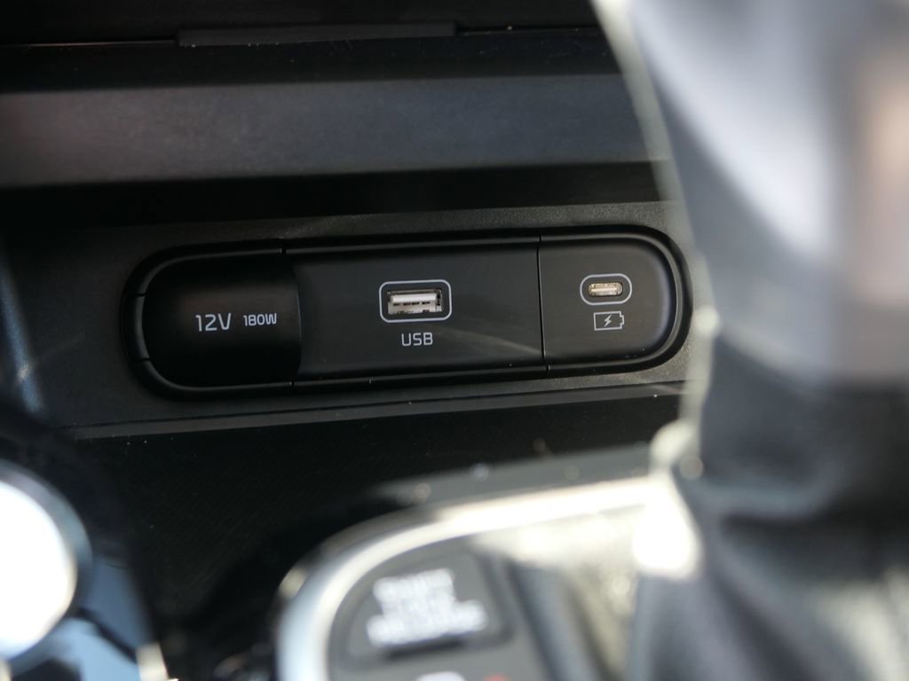 Used 2023 Kia Soul S image 19