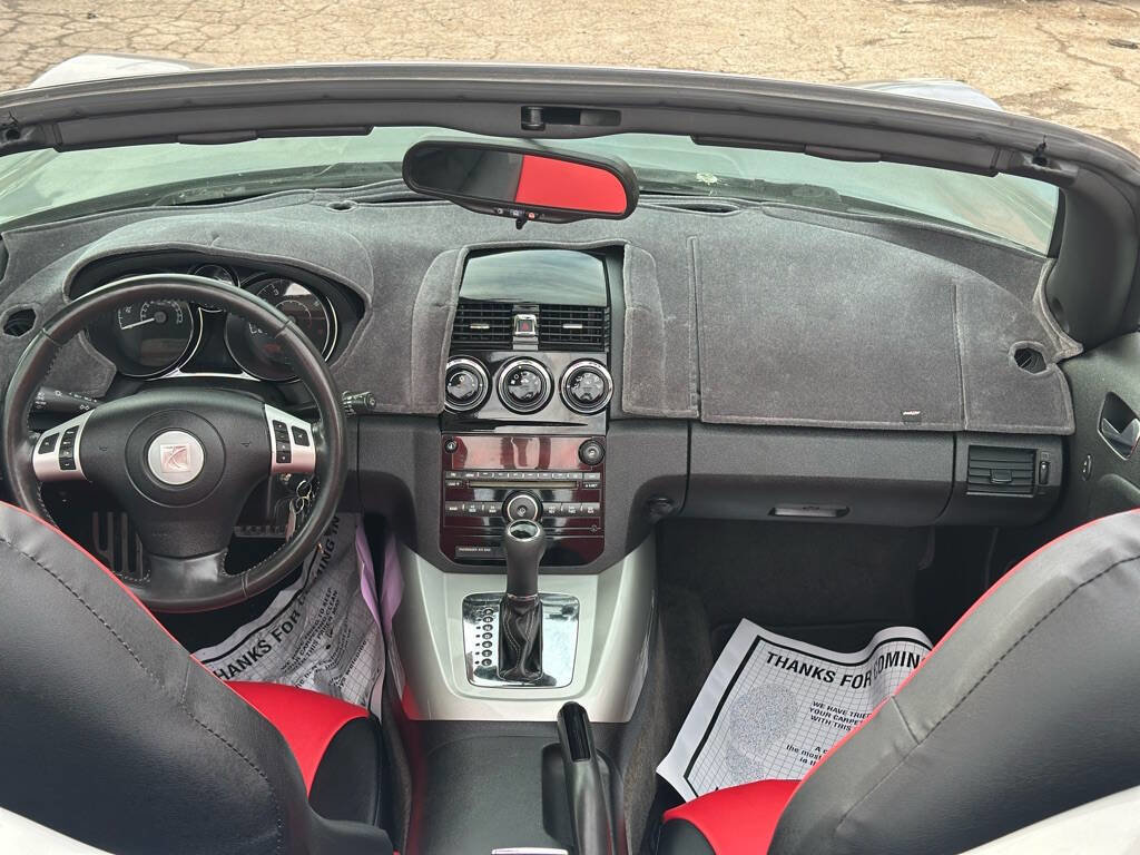 Used 2007 Saturn Sky w/ Premium Trim Pkg image 17