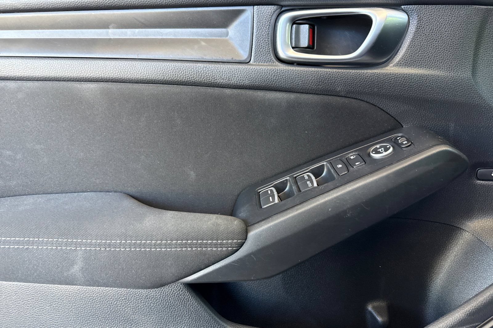 Used 2022 Honda Civic Sport image 11