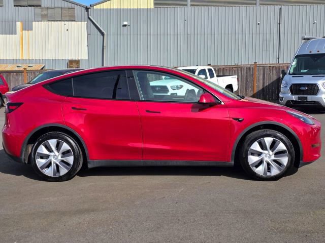 Used 2023 Tesla Model Y Long Range image 8