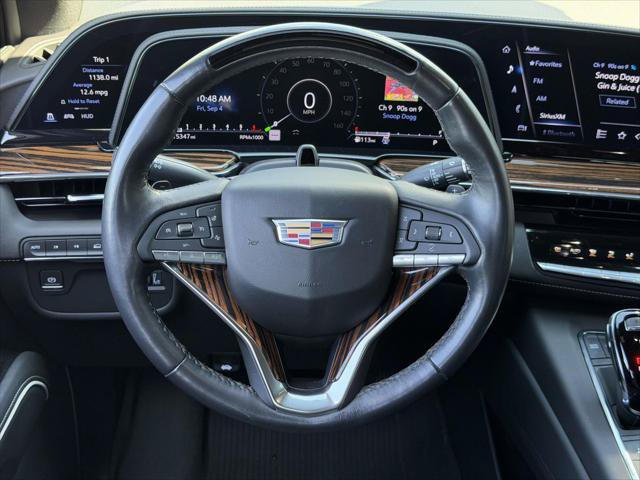 Used 2024 Cadillac Escalade ESV Premium Luxury AWD/4WD image 17