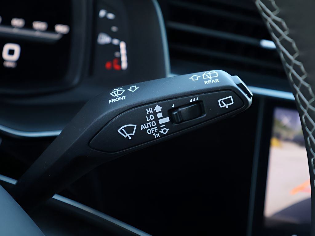 Used 2022 Audi SQ7 Prestige AWD/4WD image 35