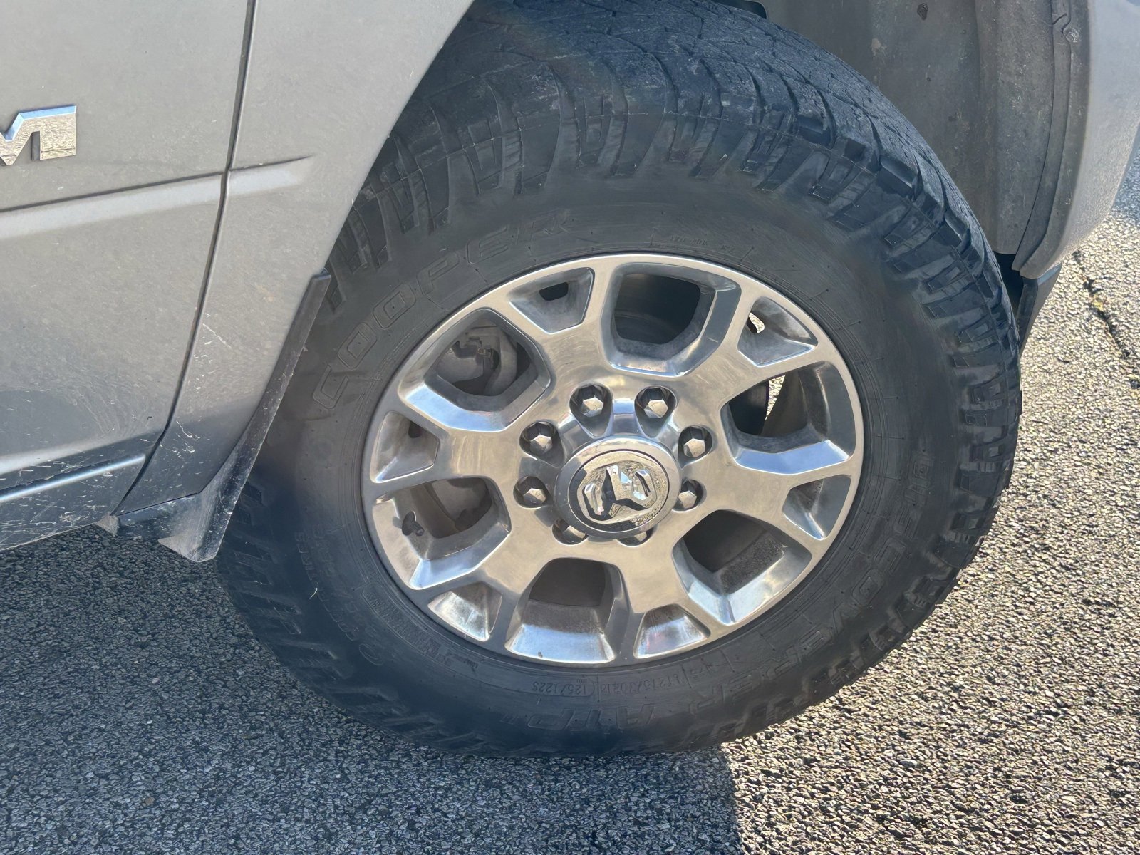 Used 2024 RAM 2500 Laramie image 4