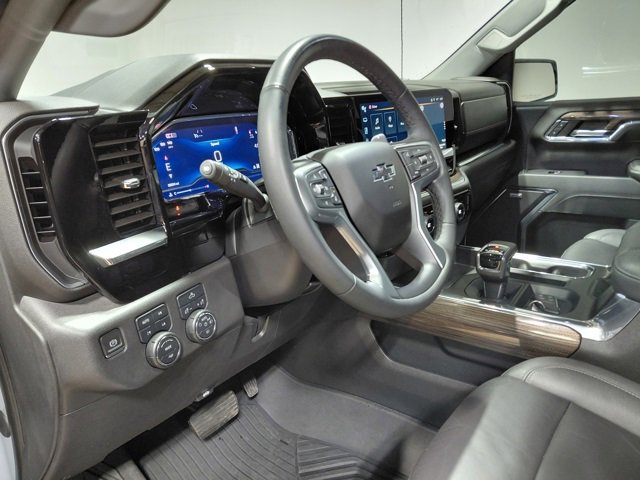 Certified 2024 Chevrolet Silverado 1500 LT Trail Boss w/ Convenience Package II image 30