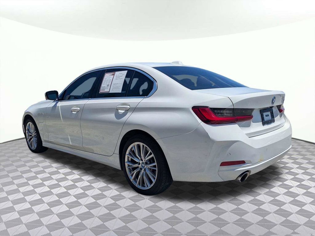 Used 2024 BMW 330e RWD image 5