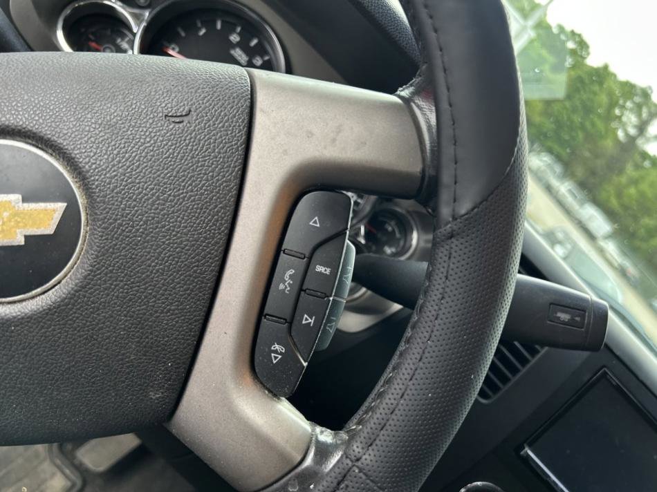 Used 2013 Chevrolet Silverado 2500 LT w/ Interior Plus Package image 19