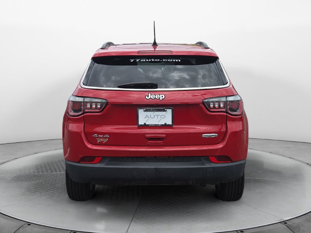 Used 2019 Jeep Compass Latitude AWD/4WD image 4