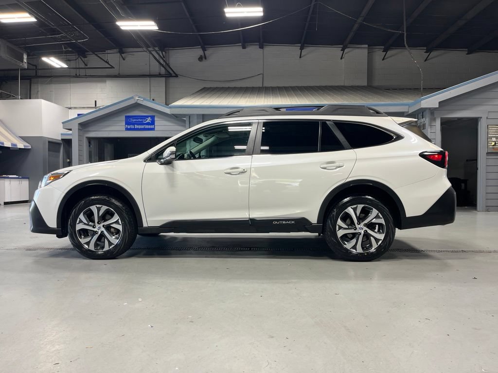 Used 2022 Subaru Outback Limited AWD/4WD image 6