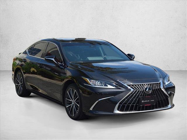 Used 2025 Lexus ES 300h w/ Premium Package FWD image 4