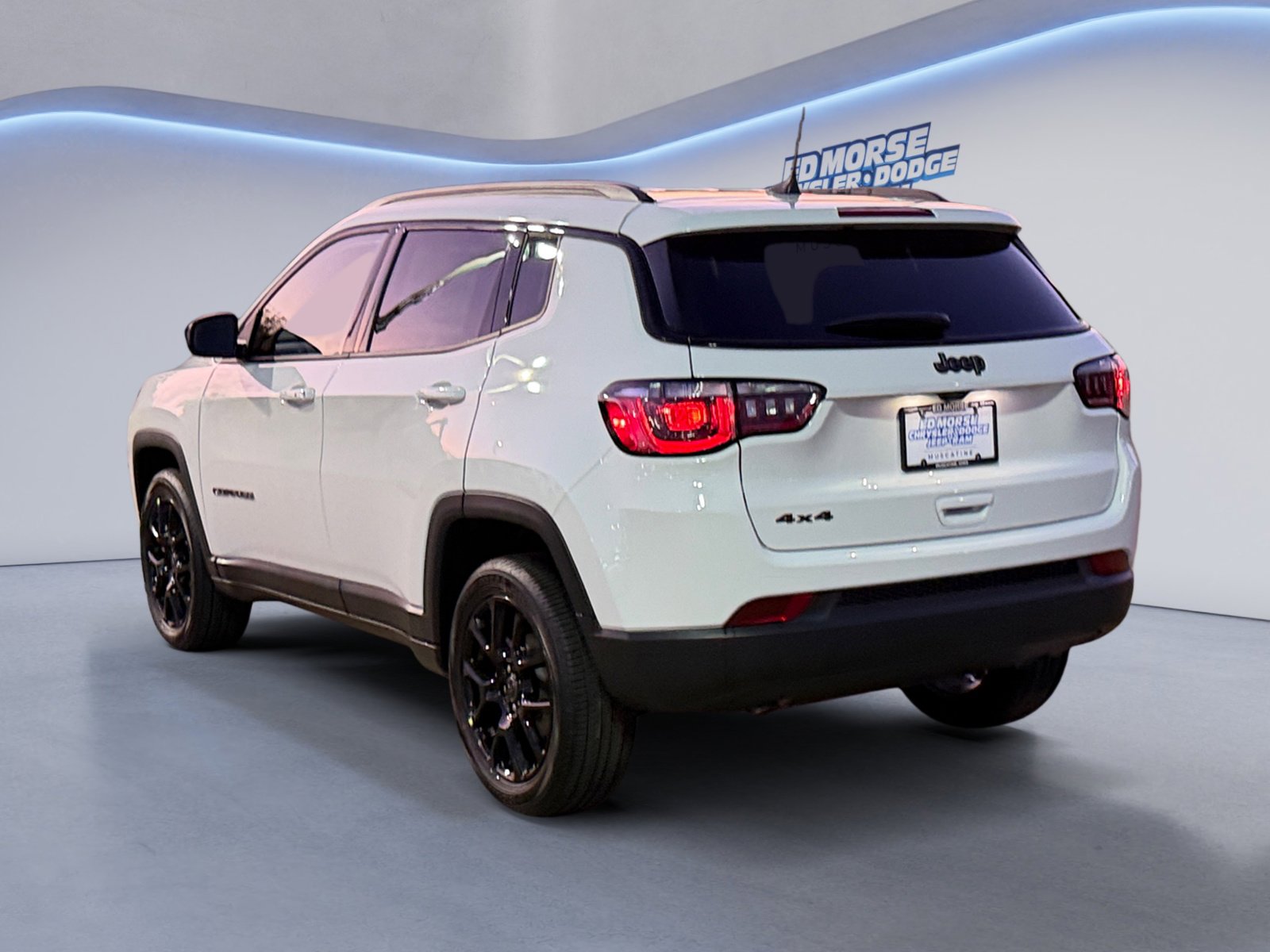 New 2026 Jeep Compass Latitude image 3