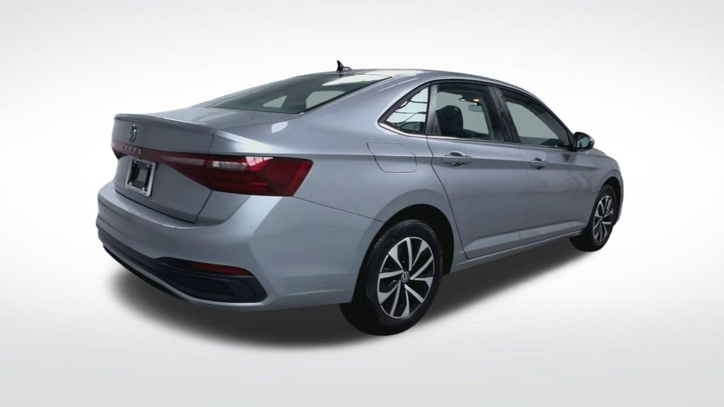 Used 2025 Volkswagen Jetta S FWD image 17
