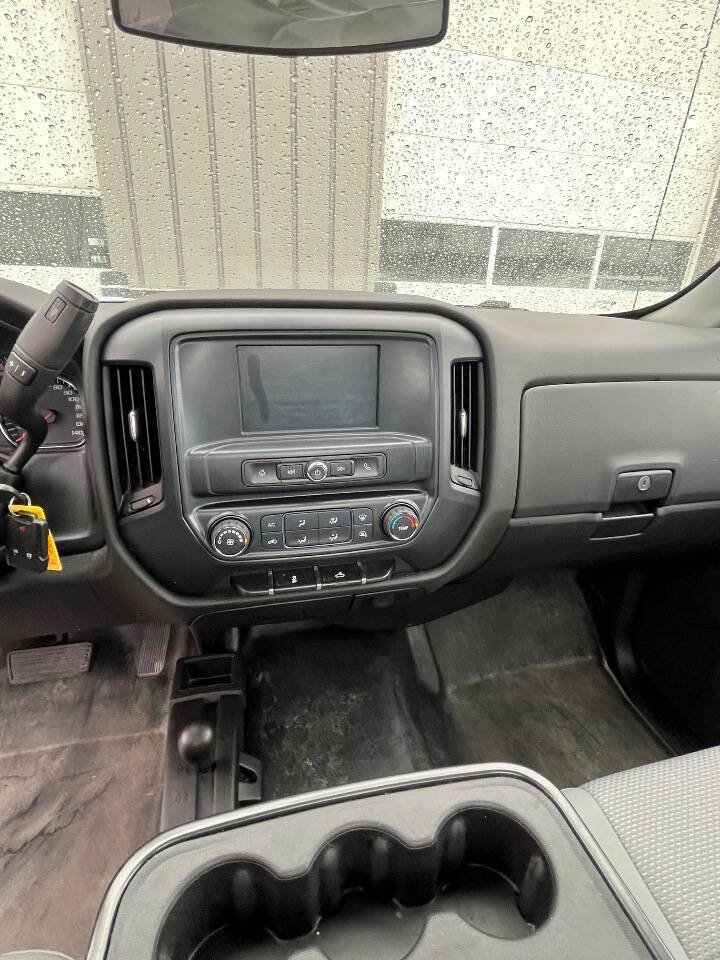 Used 2017 Chevrolet Silverado 1500 W/T w/ WT Fleet Convenience Package AWD/4WD image 6