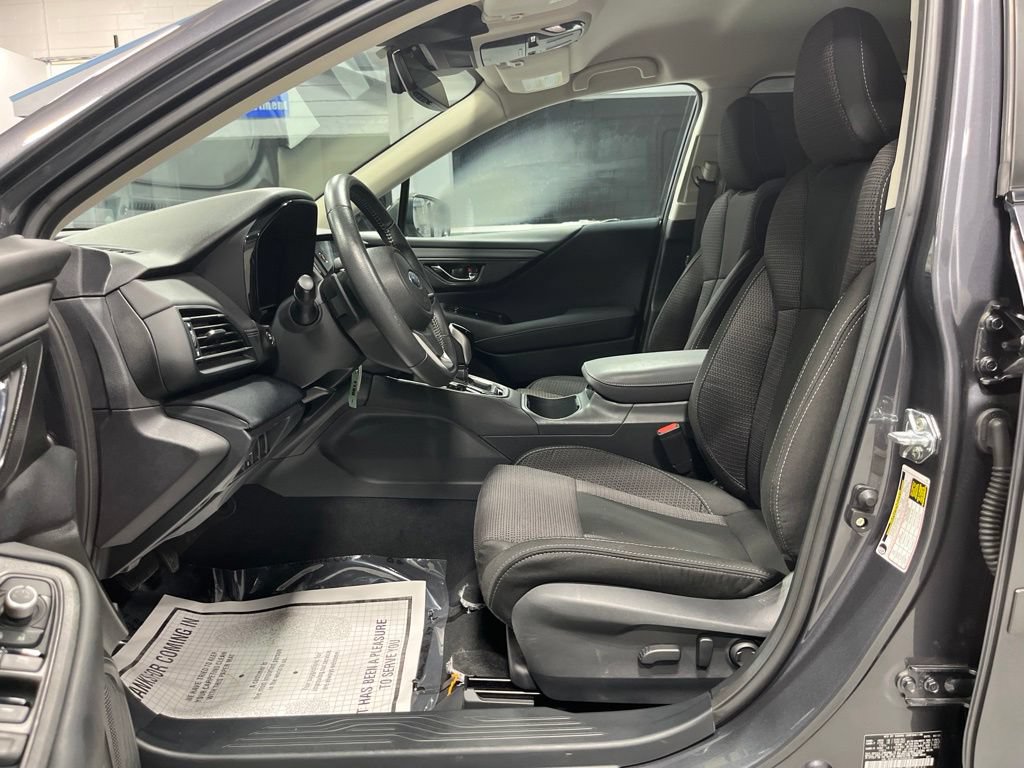 Certified 2025 Subaru Outback Premium AWD/4WD image 15
