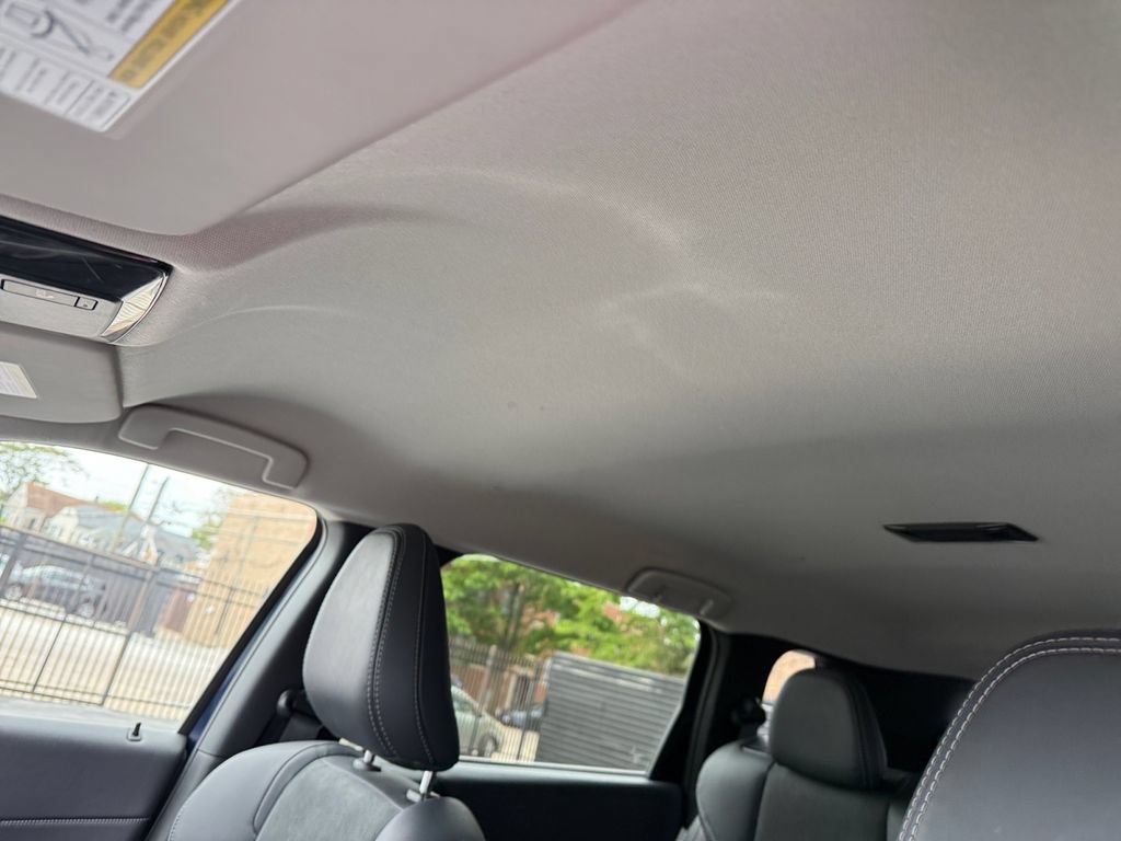 Used 2025 Mitsubishi Outlander SE AWD/4WD image 36