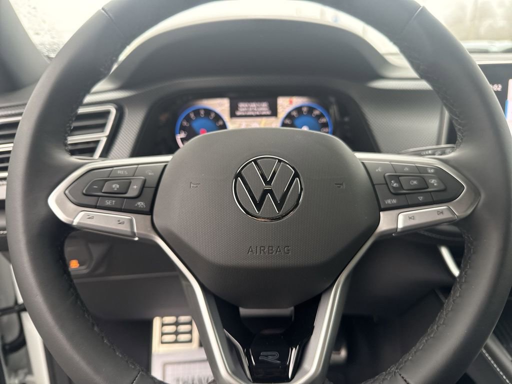 New 2026 Volkswagen Atlas Cross Sport SEL Premium R-Line image 19