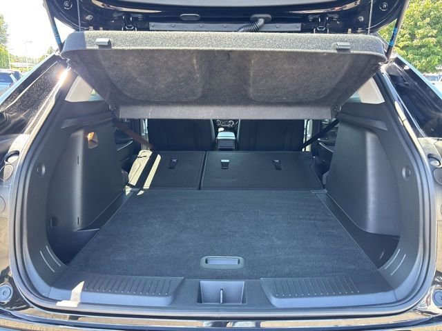 Used 2025 Chevrolet Trax LT w/ LT Convenience Package FWD image 33