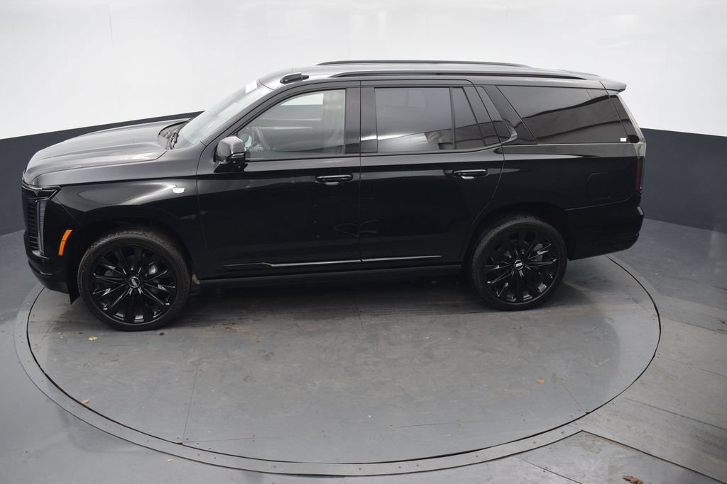 Certified 2026 Cadillac Escalade Platinum Sport w/ LPO, ONYX Package AWD/4WD image 44