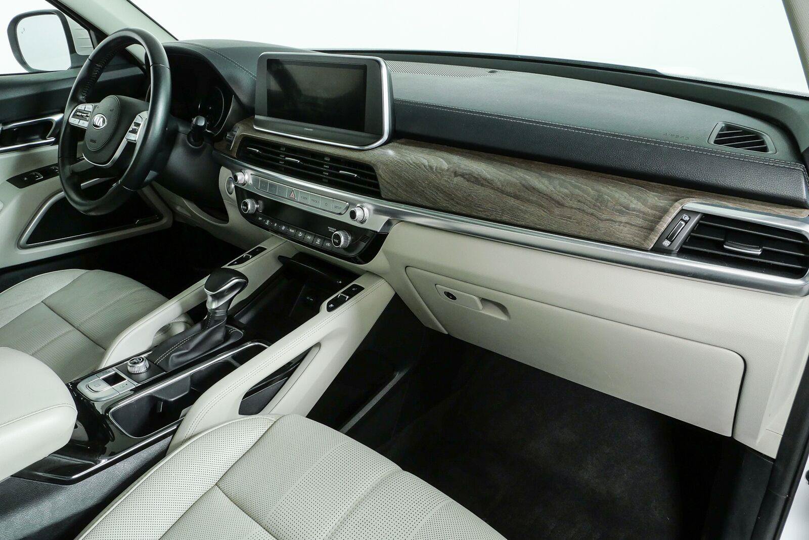 Used 2020 Kia Telluride EX w/ EX Premium Package FWD image 25