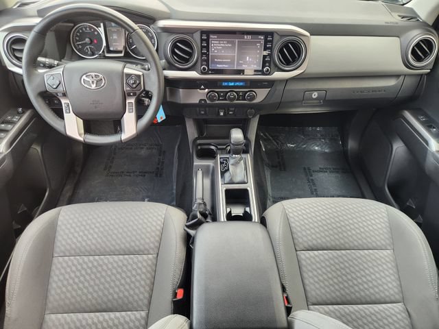 Used 2022 Toyota Tacoma SR5 RWD image 28
