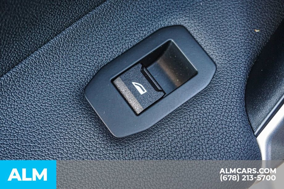 Used 2022 BMW iX xDrive50 w/ Dynamic Handling Package image 56