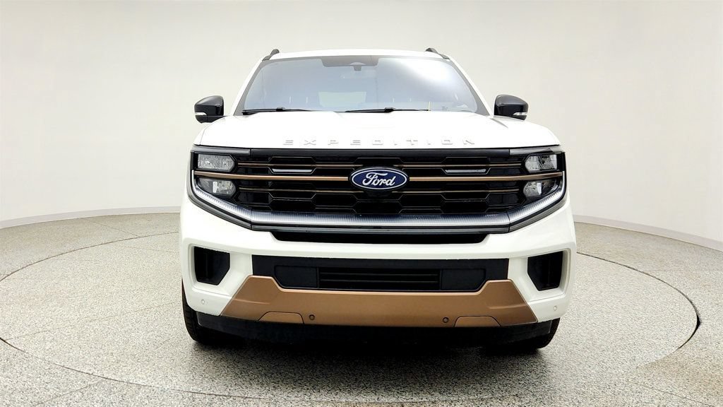 Used 2025 Ford Expedition Max King Ranch AWD/4WD image 2