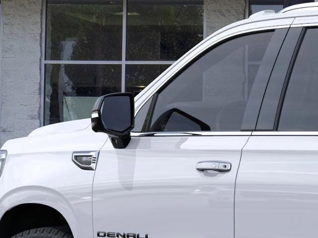 New 2026 GMC Yukon XL Denali w/ Denali Reserve Package image 12