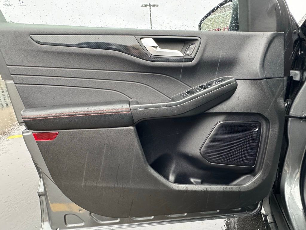 Used 2023 Ford Escape ST-Line w/ Tech Pack #1 image 24