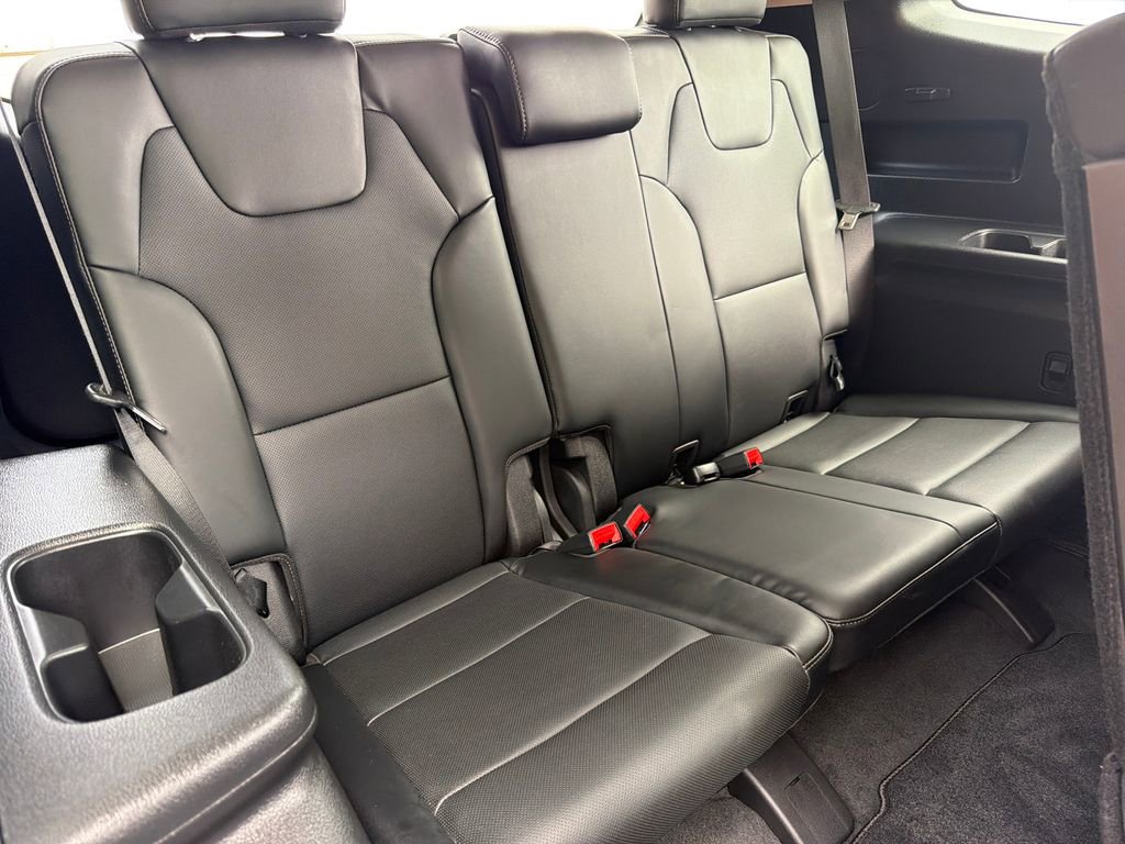 Used 2024 Kia Telluride LX image 33
