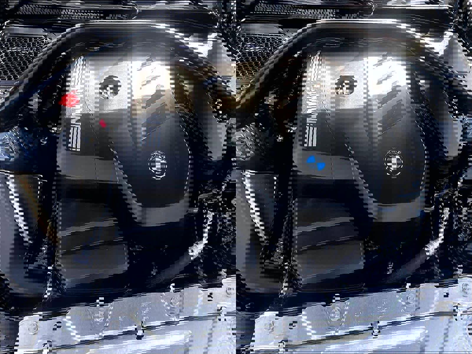 Certified 2025 BMW 330i Sedan w/ Convenience Package image 12