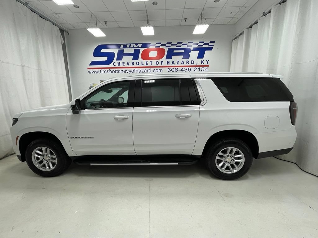 New 2026 Chevrolet Suburban LS AWD/4WD image 9