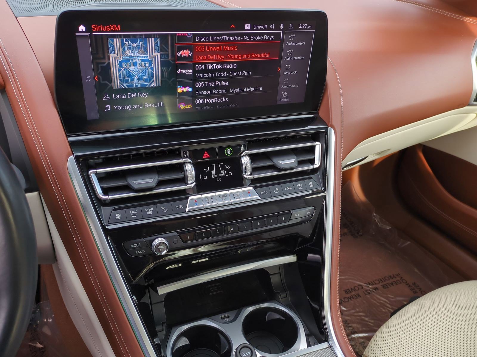 Used 2023 BMW M850i xDrive Convertible image 30